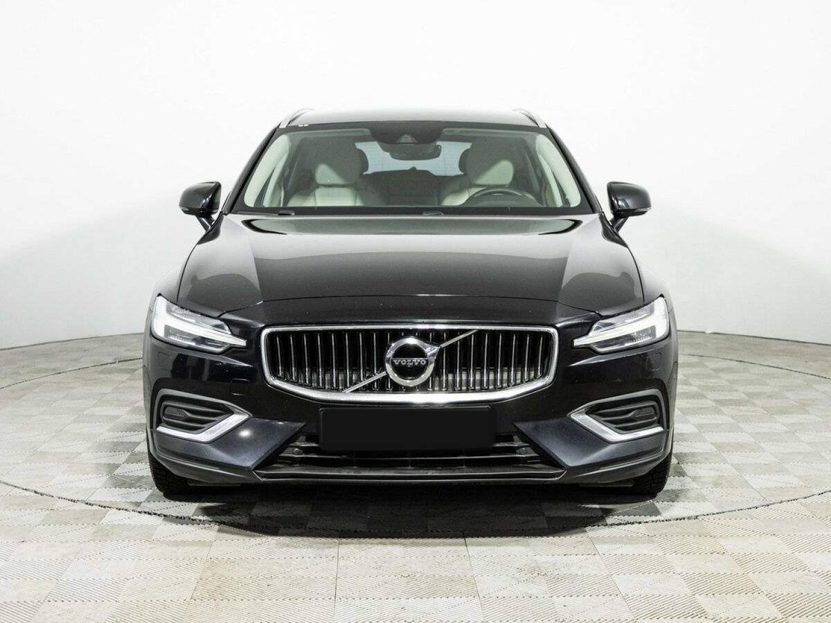 Купить Volvo V60, 2018, 268 000 км.. Фото: #1