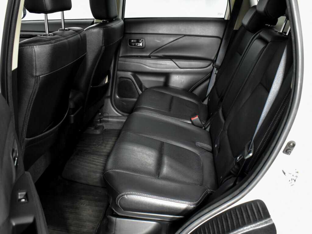 Купить Mitsubishi Outlander, 2017, 175 613 км.. Фото: #11