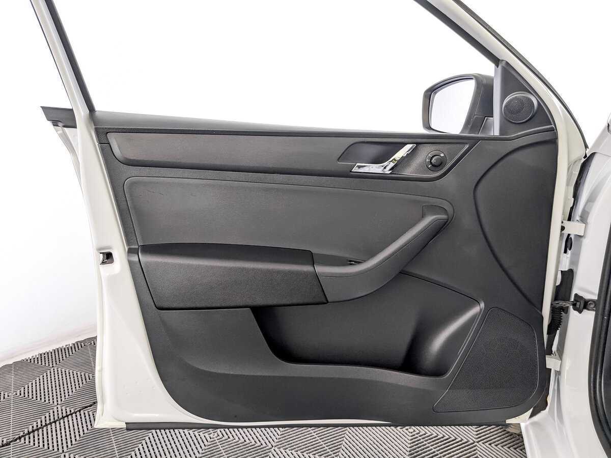 Купить Skoda Rapid, 2017, 110 902 км.. Фото: #18