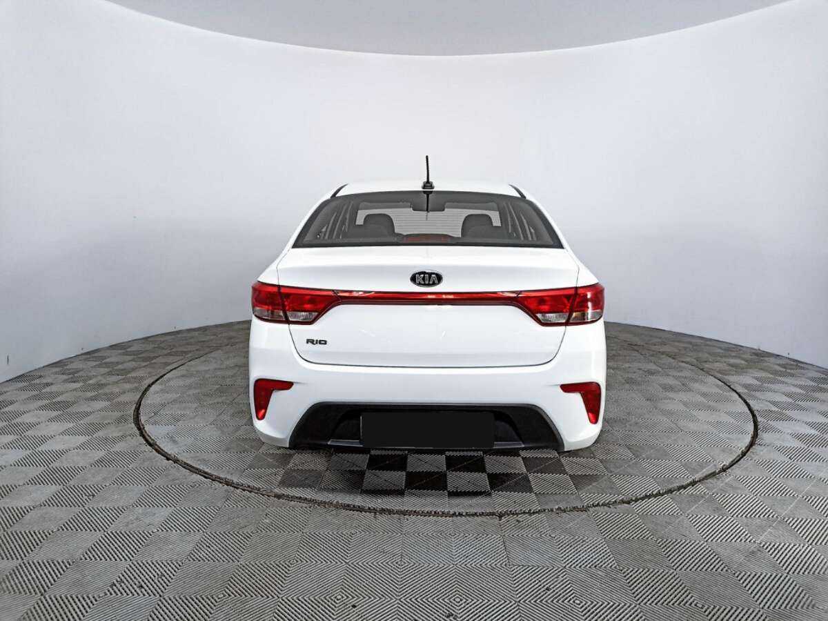 Купить Kia Rio, 2018, 113 003 км.. Фото: #5