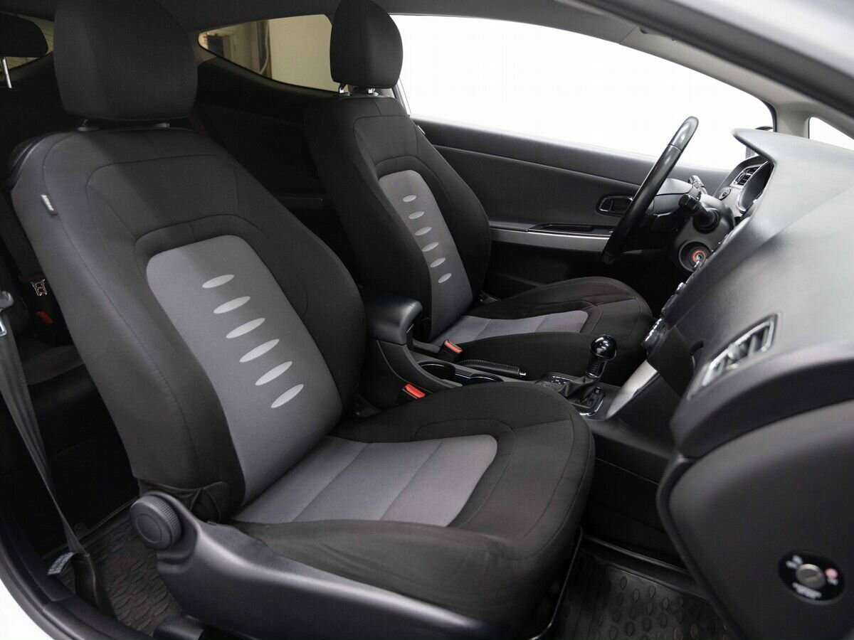 Купить Kia Ceed, 2014, 173 407 км.. Фото: #10