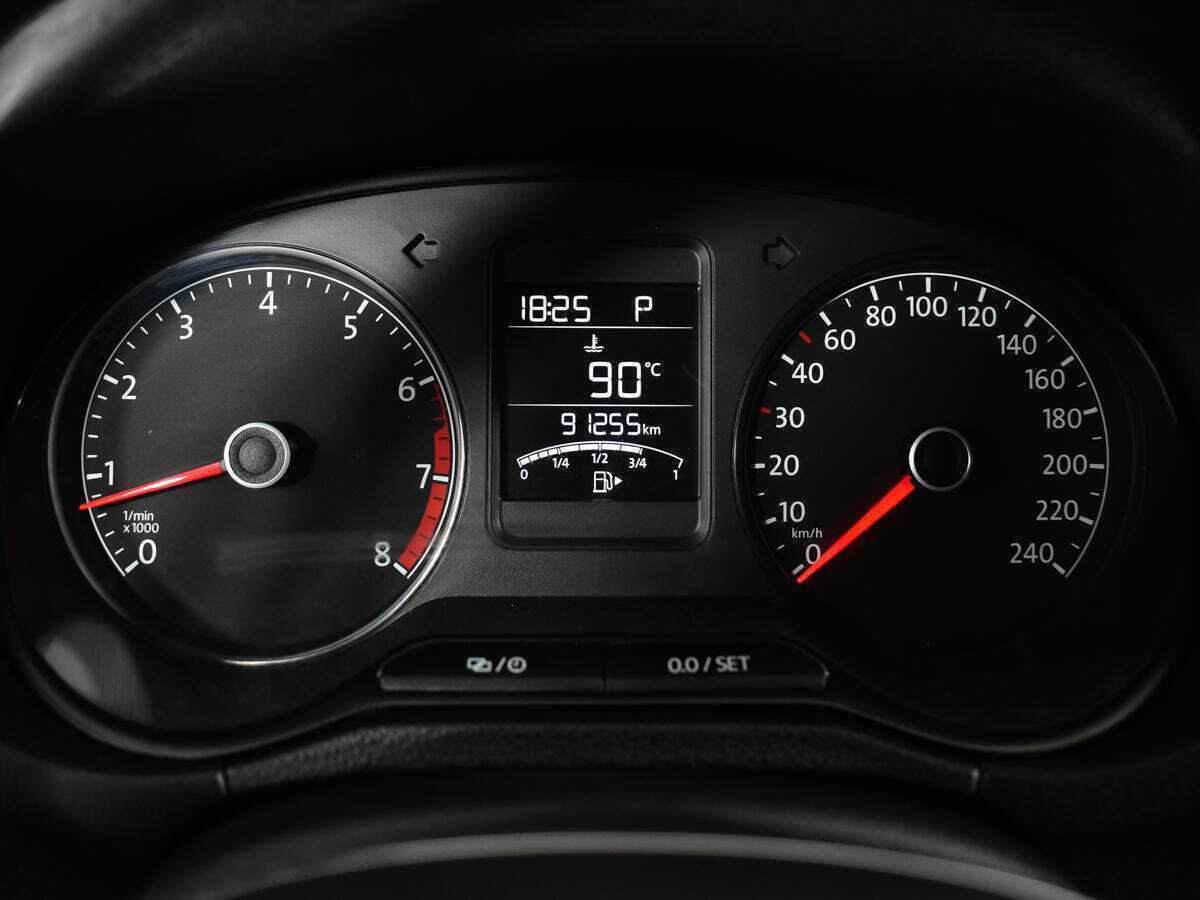 Купить Volkswagen Polo, 2015, 91 254 км.. Фото: #6