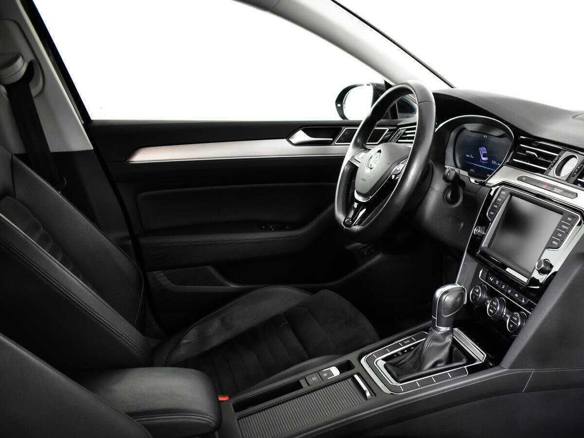 Купить Volkswagen Passat, 2016, 80 446 км.. Фото: #8
