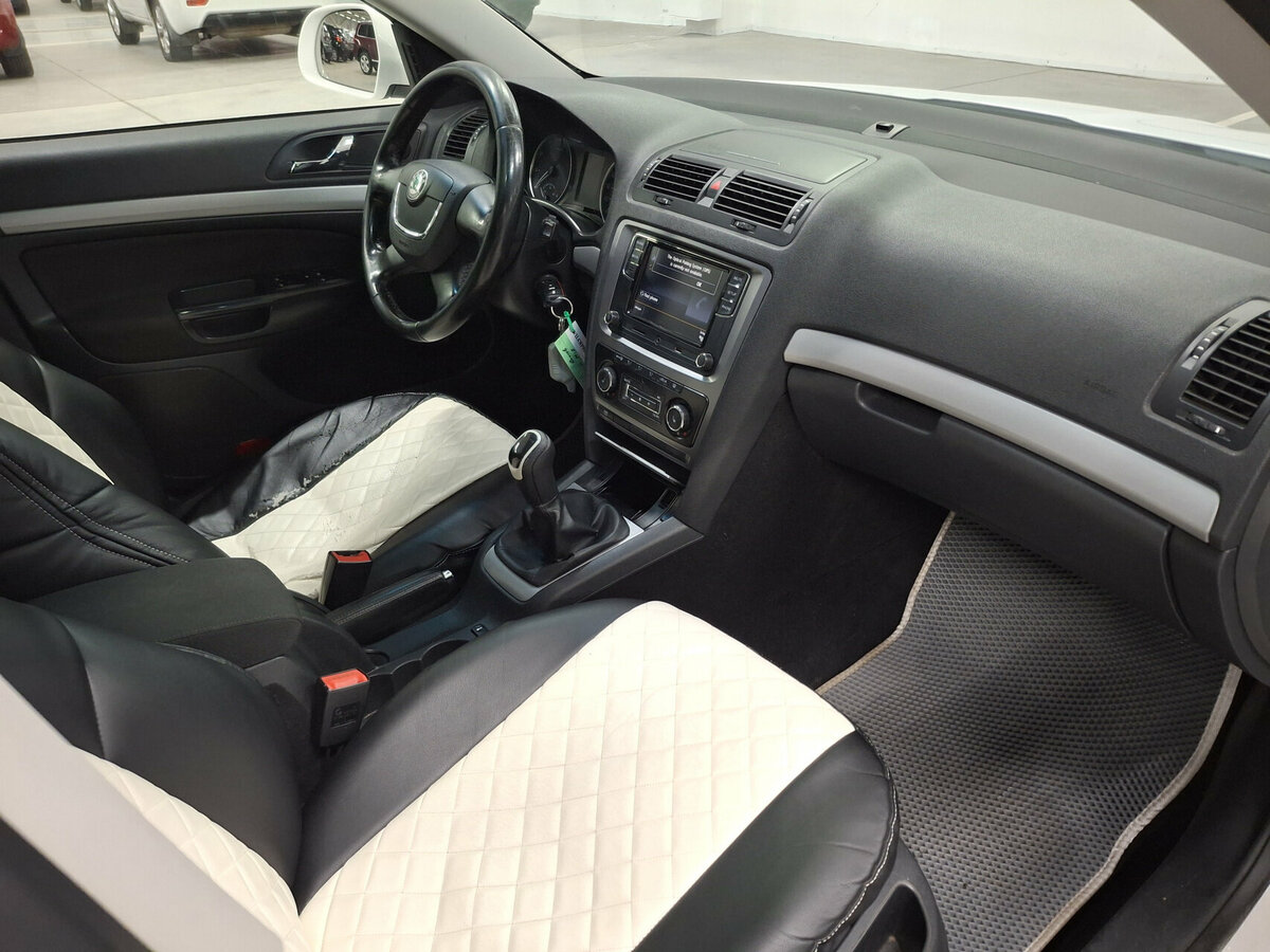 Купить Skoda Octavia, 2012, 220 524 км.. Фото: #10