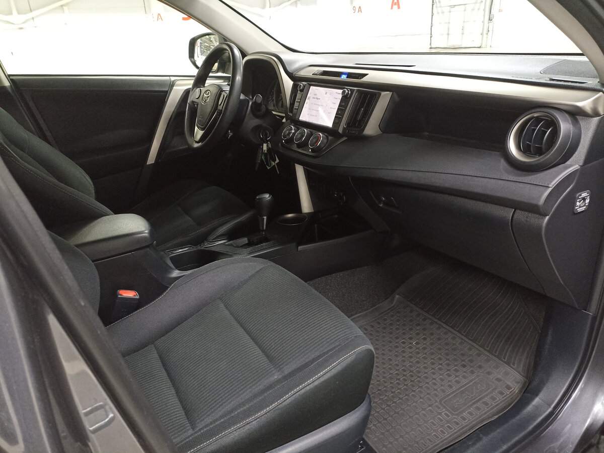 Купить Toyota RAV4, 2013, 192 985 км.. Фото: #10