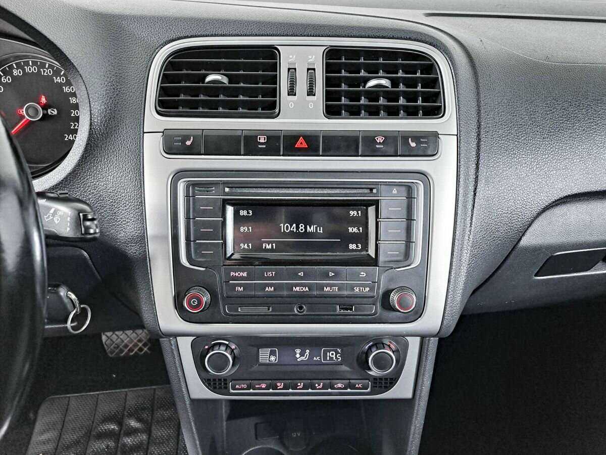 Купить Volkswagen Polo, 2017, 160 000 км.. Фото: #12