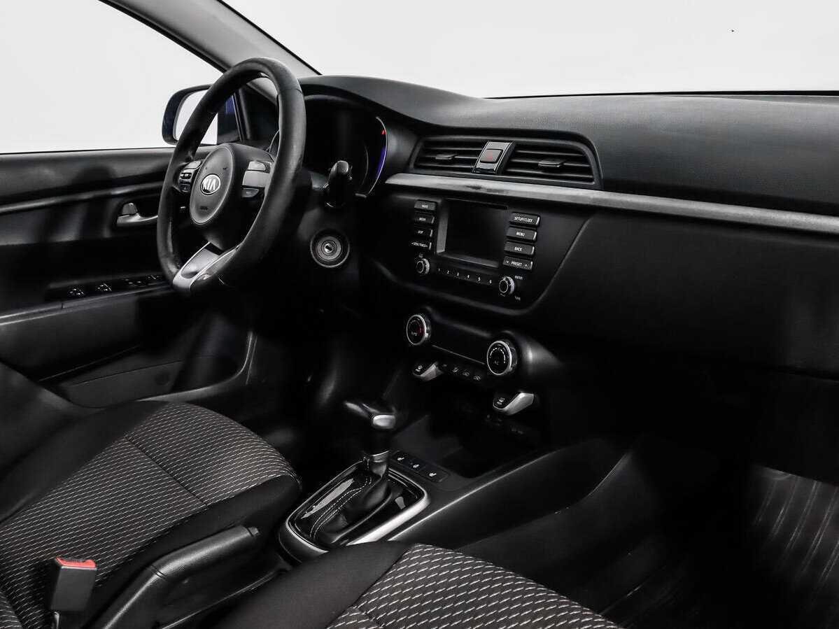Купить Kia Rio, 2018, 221 656 км.. Фото: #10