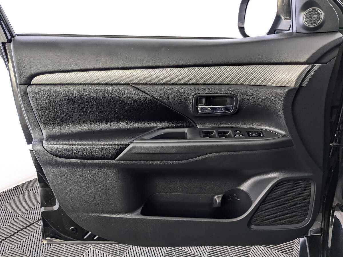 Купить Mitsubishi Outlander, 2012, 133 479 км.. Фото: #14