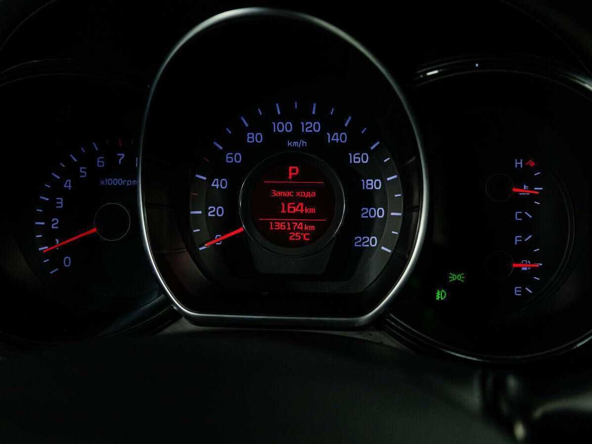 Купить Kia Rio, 2016, 136 173 км.. Фото: #9