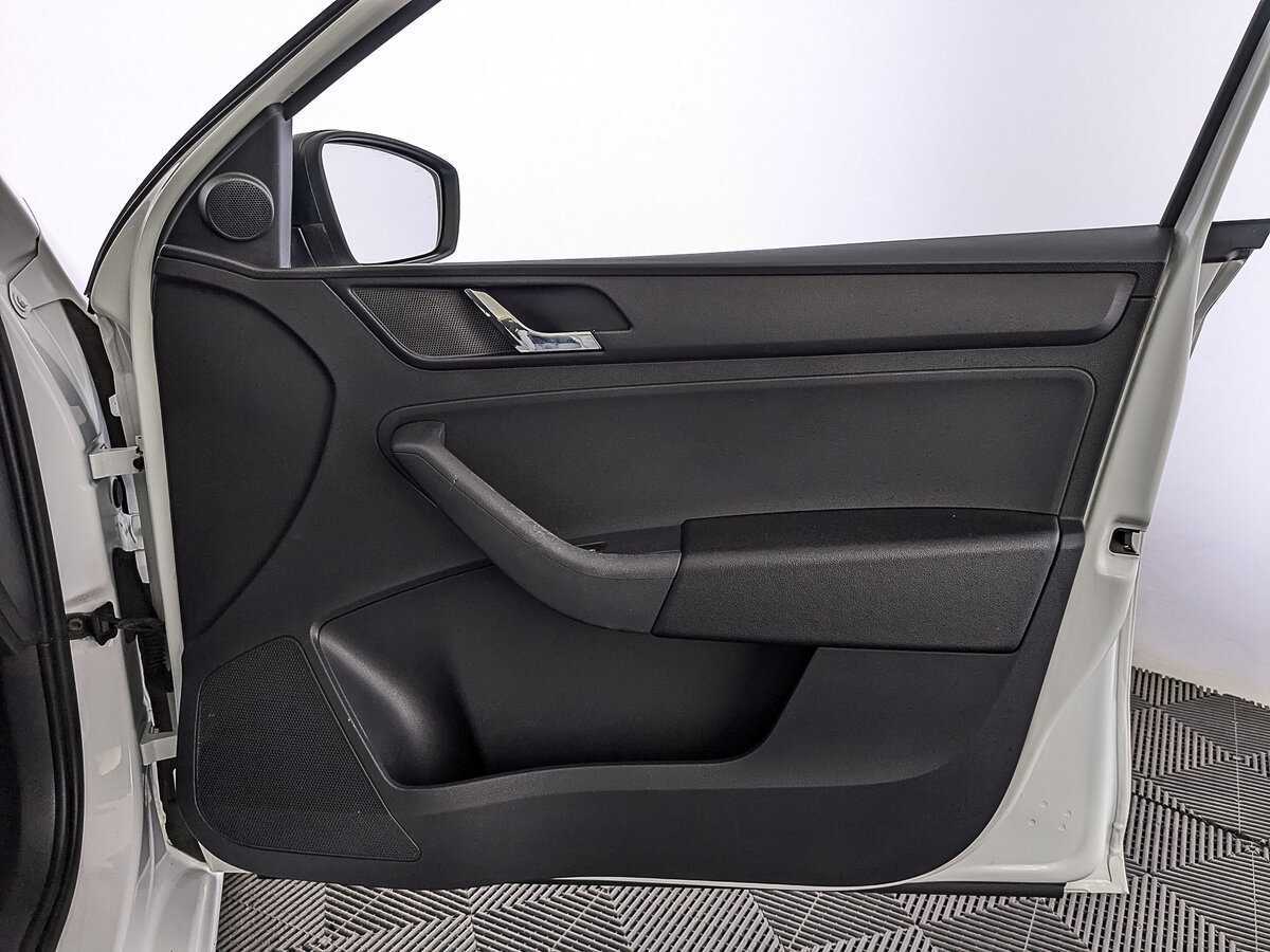 Купить Skoda Rapid, 2017, 174 708 км.. Фото: #24