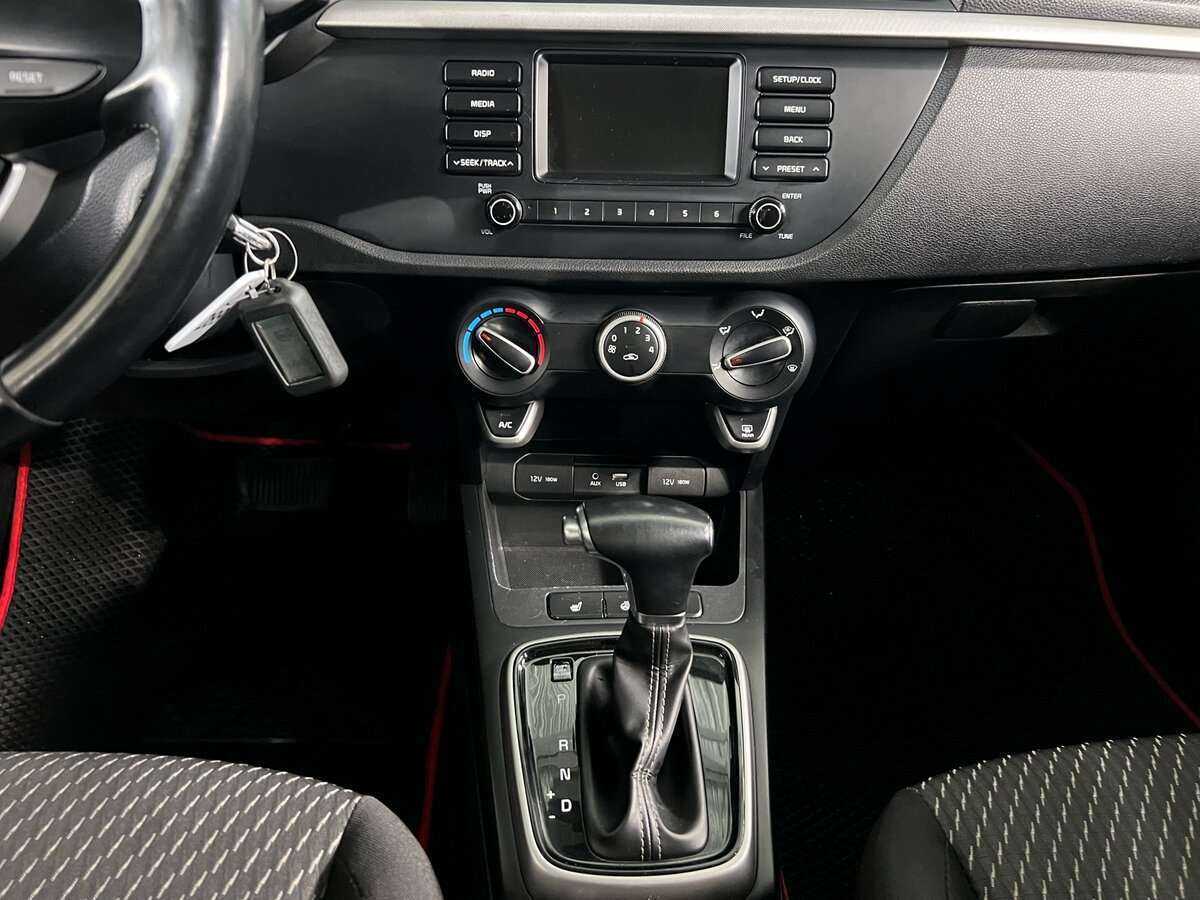 Купить Kia Rio, 2018, 99 396 км.. Фото: #12