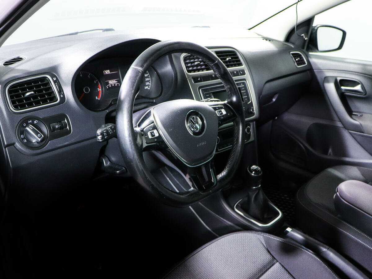 Купить Volkswagen Polo, 2017, 105 940 км.. Фото: #11