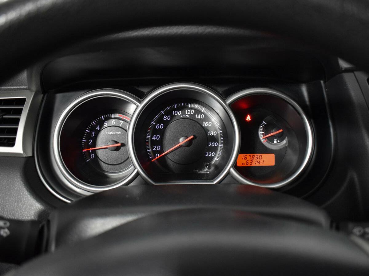 Купить Nissan Tiida, 2012, 167 829 км.. Фото: #11