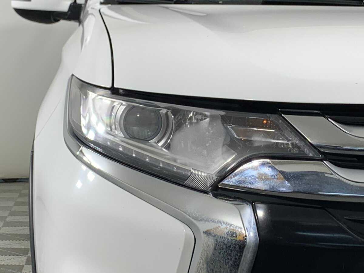 Купить Mitsubishi Outlander, 2017, 275 602 км.. Фото: #9