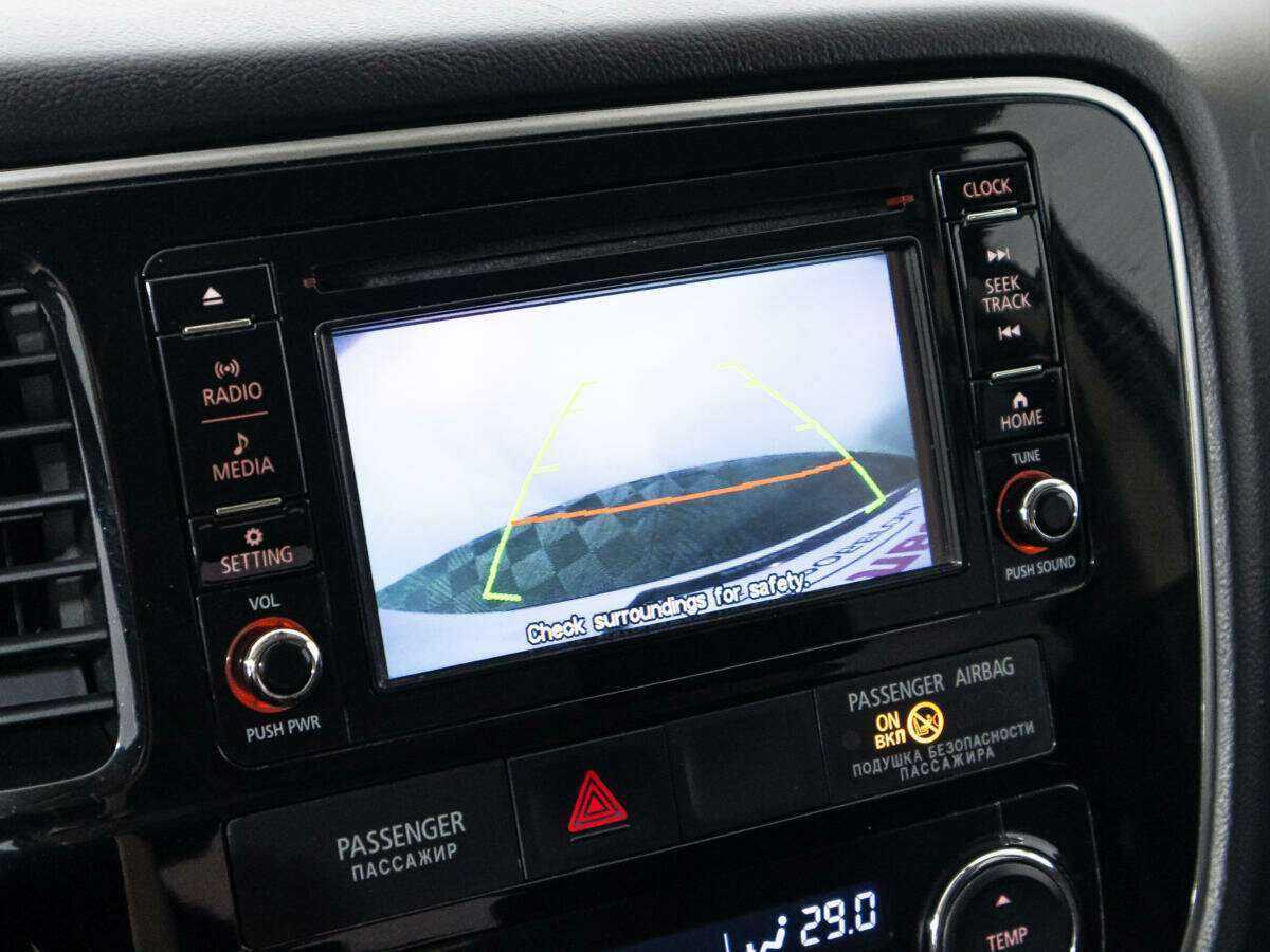 Купить Mitsubishi Outlander, 2017, 190 759 км.. Фото: #17