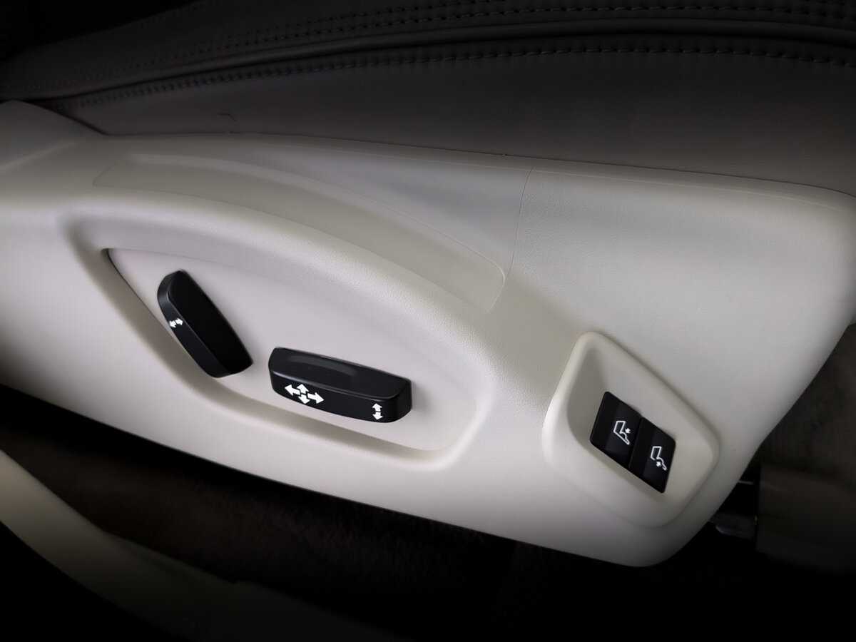 Купить Volvo XC60, 2013, 169 570 км.. Фото: #22