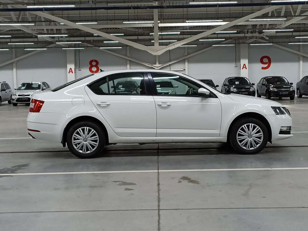 Купить Skoda Octavia, 2018, 169 989 км.. Фото: #3