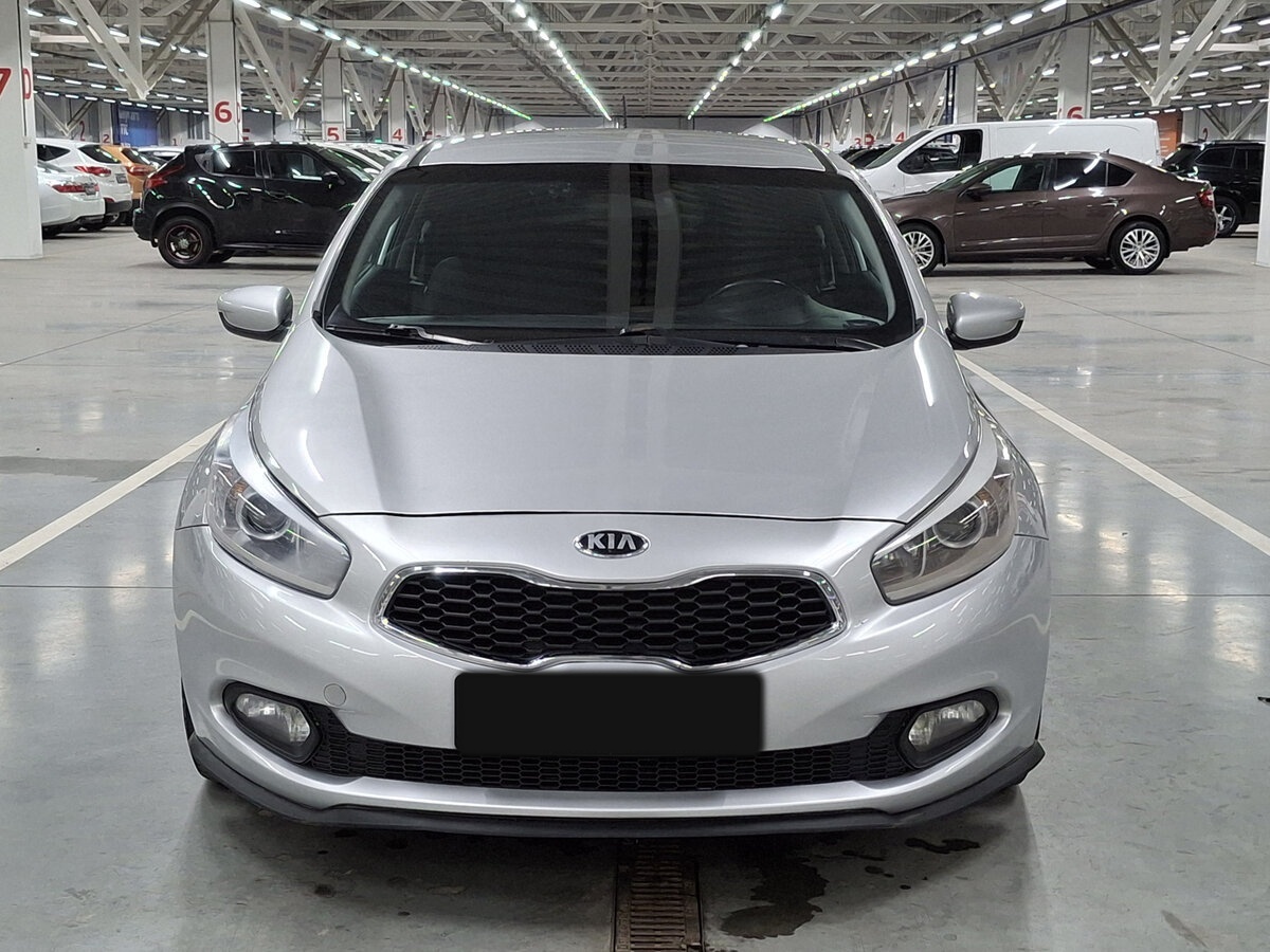 Купить Kia Ceed, 2013, 187 209 км.. Фото: #1