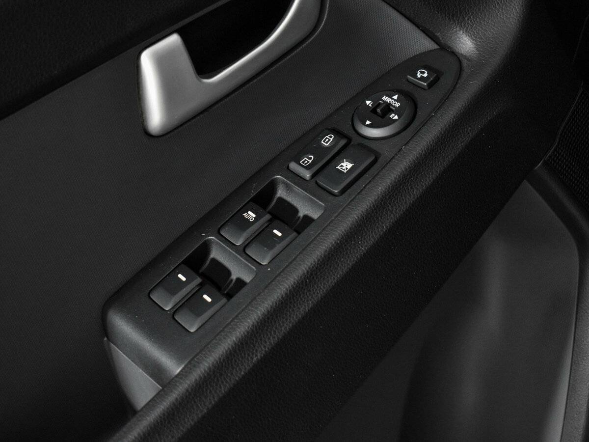 Купить Kia Sportage, 2013, 279 919 км.. Фото: #7