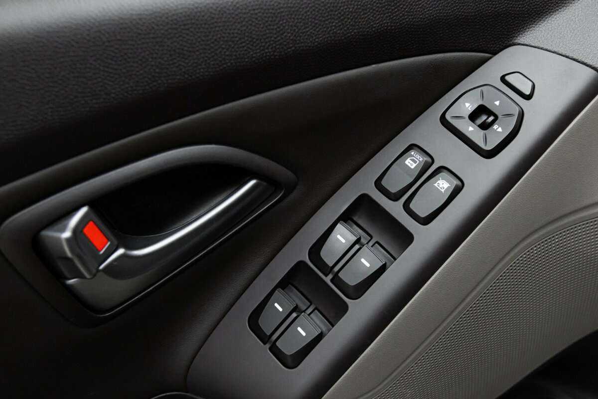 Купить Hyundai ix35, 2014, 141 000 км.. Фото: #5