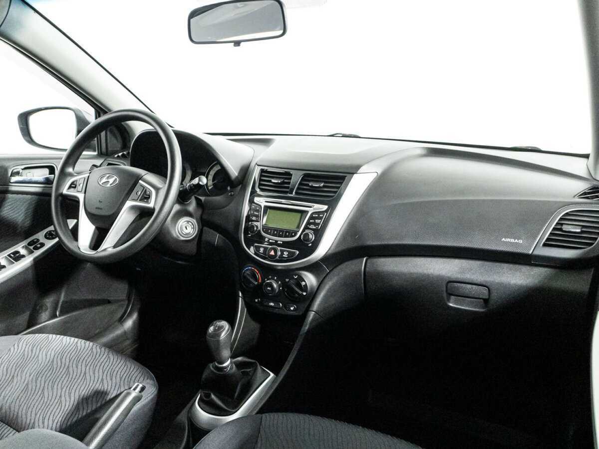 Купить Hyundai Solaris, 2013, 175 055 км.. Фото: #8