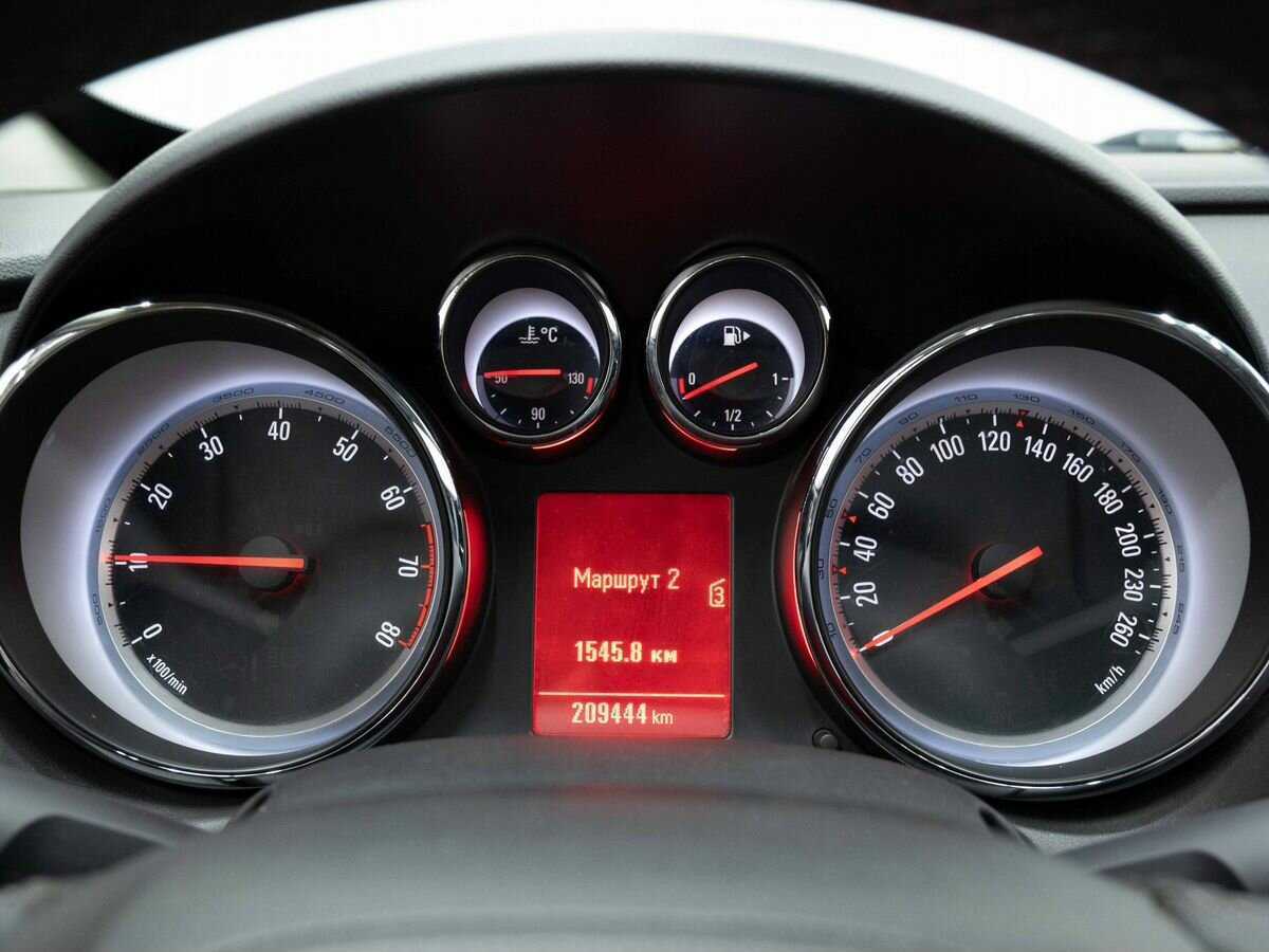 Купить Opel Astra, 2013, 209 300 км.. Фото: #15