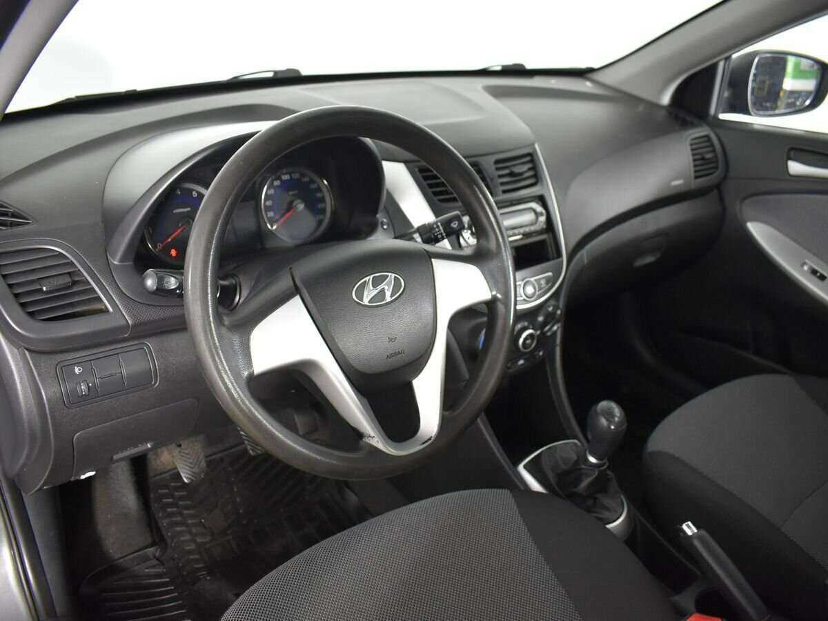 Купить Hyundai Solaris, 2013, 253 888 км.. Фото: #8