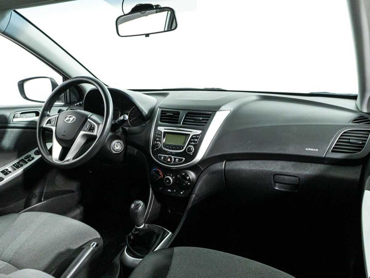 Купить Hyundai Solaris, 2013, 124 550 км.. Фото: #8