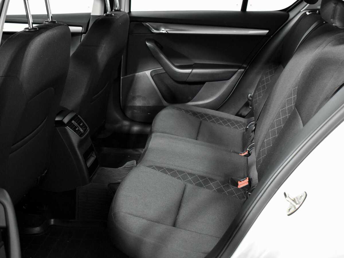 Купить Skoda Octavia, 2019, 54 182 км.. Фото: #9