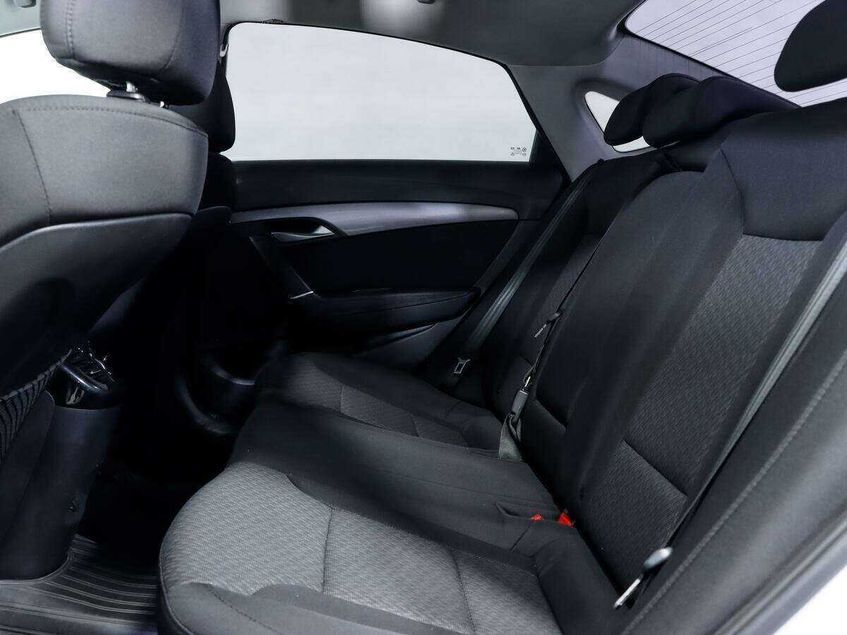 Купить Hyundai i40, 2013, 157 573 км.. Фото: #10