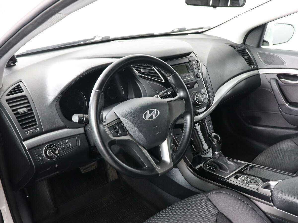 Купить Hyundai i40, 2016, 76 258 км.. Фото: #7