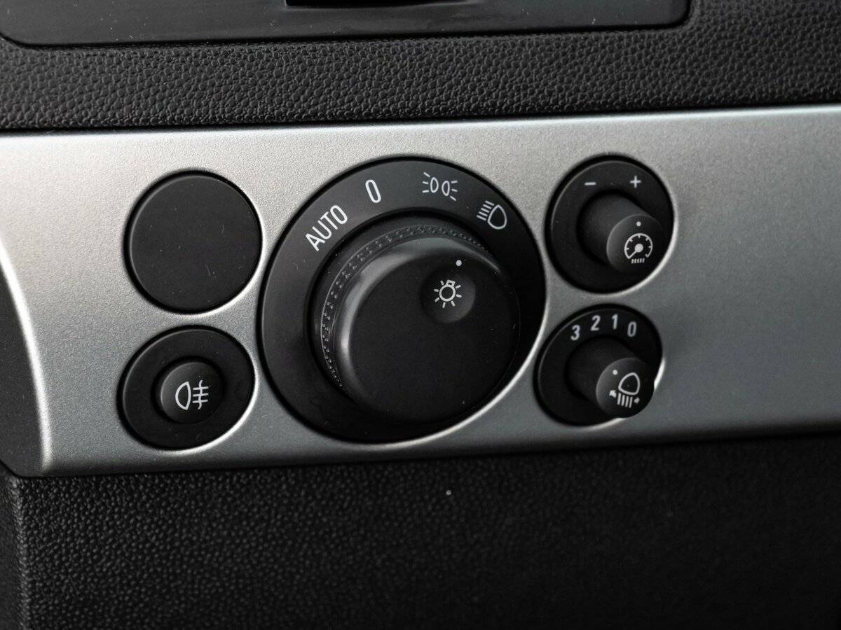 Купить Opel Astra, 2014, 181 102 км.. Фото: #16