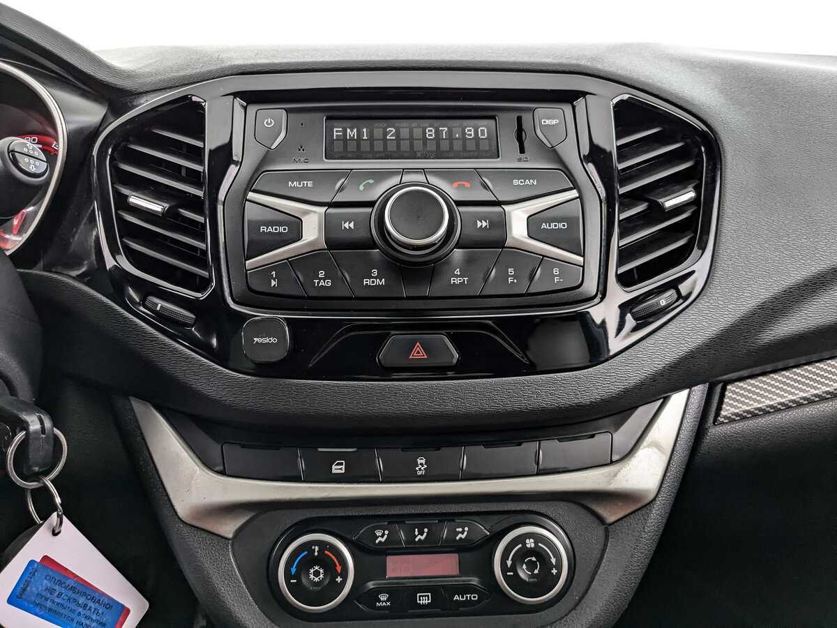 Купить Lada (ВАЗ) Vesta, 2019, 91 975 км.. Фото: #12