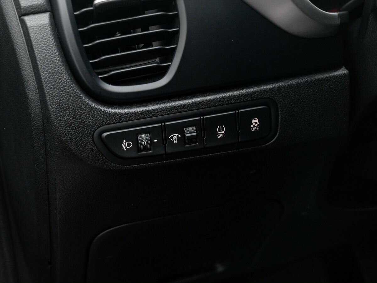 Купить Kia Rio, 2020, 39 000 км.. Фото: #15