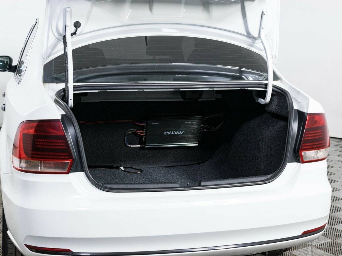 Купить Volkswagen Polo, 2018, 246 700 км.. Фото: #6