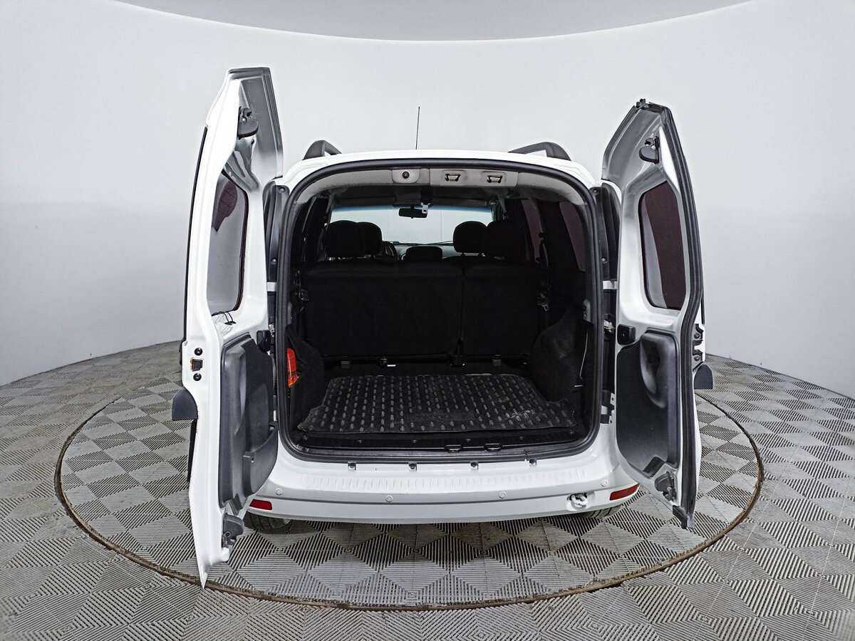 Купить Lada (ВАЗ) Largus, 2017, 168 295 км.. Фото: #9