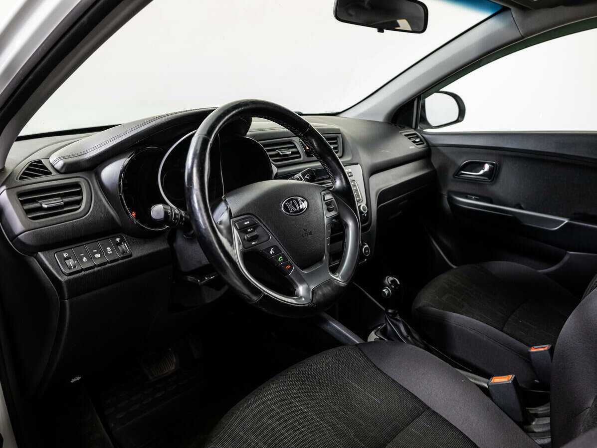 Купить Kia Rio, 2015, 122 224 км.. Фото: #10