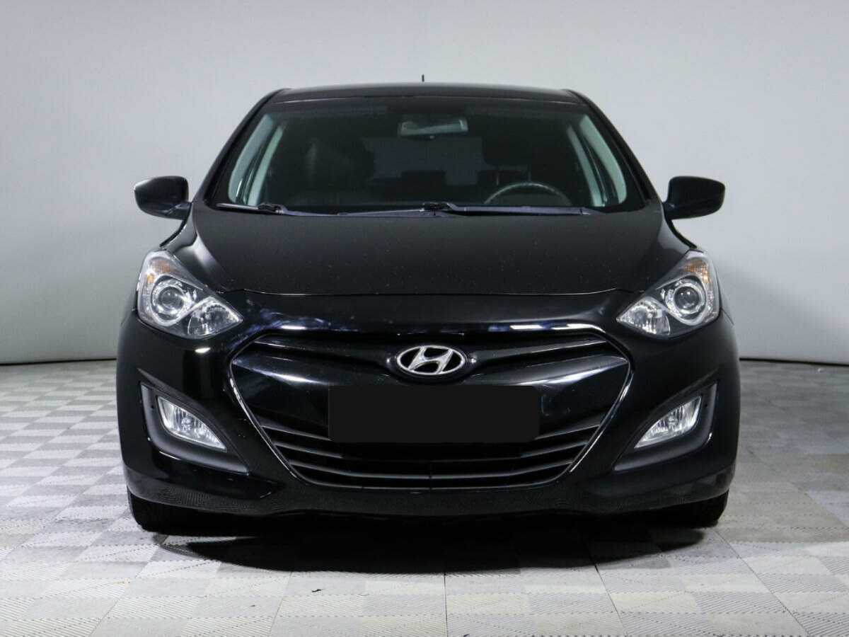 Купить Hyundai i30, 2012, 125 680 км.. Фото: #1