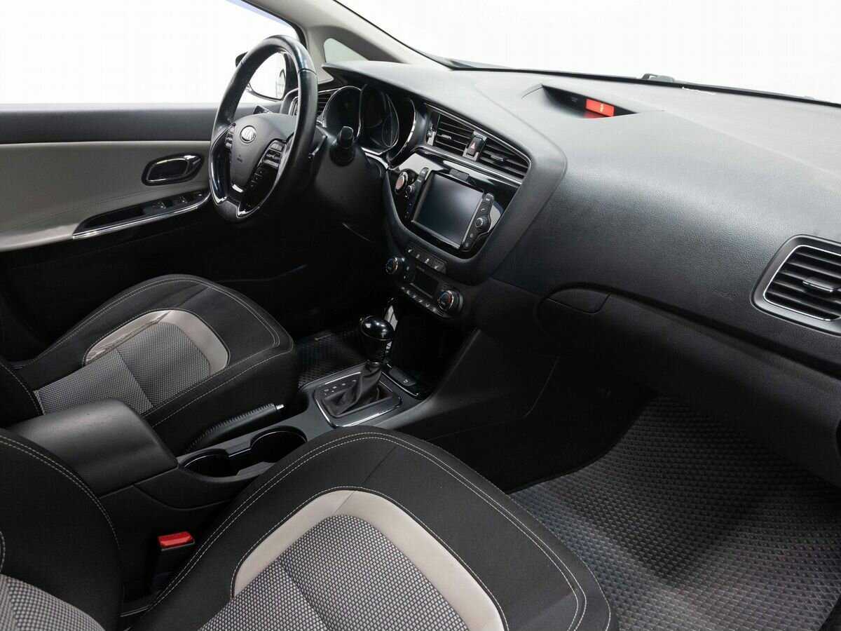 Купить Kia Ceed, 2017, 124 319 км.. Фото: #12