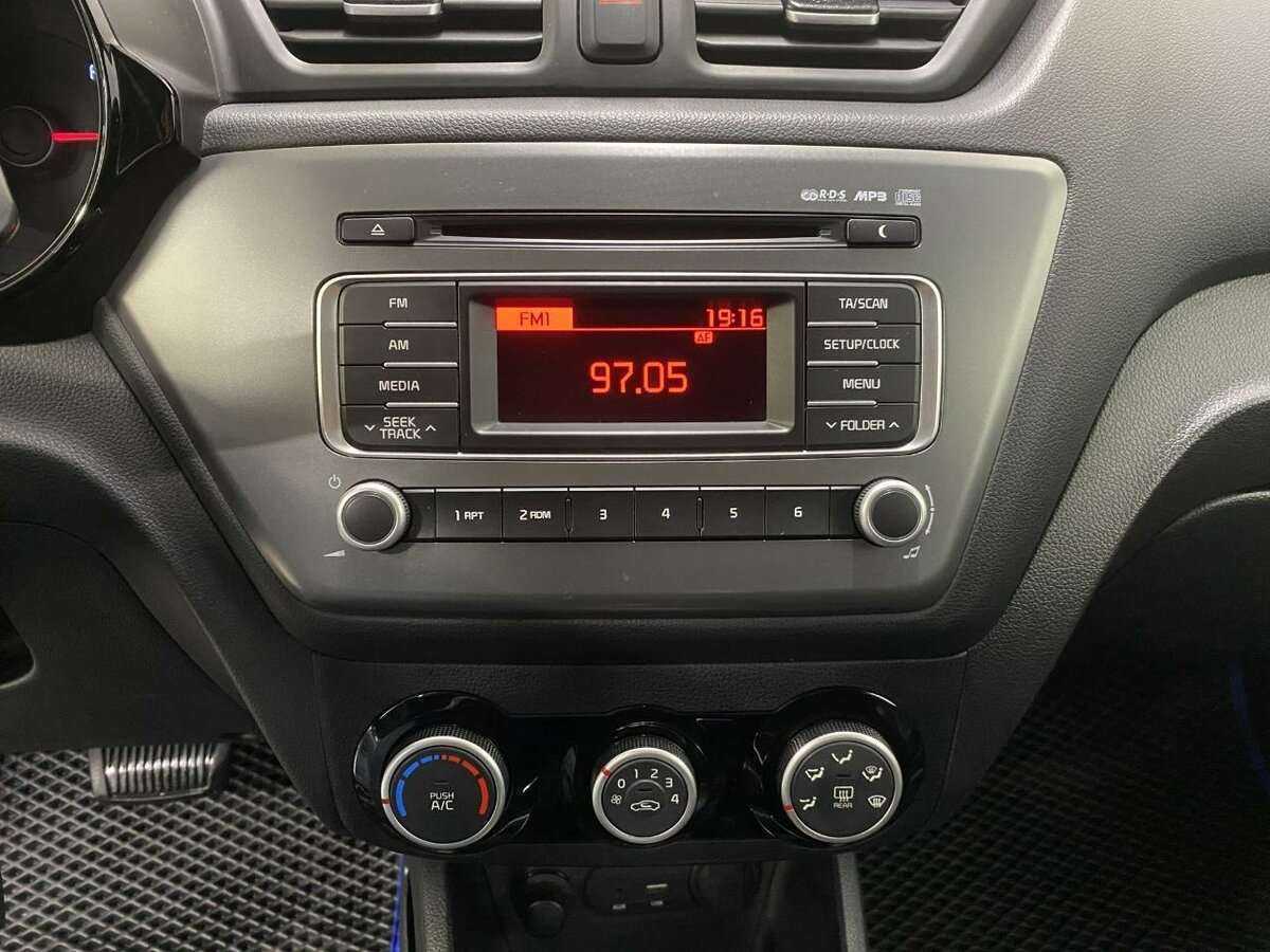 Купить Kia Rio, 2017, 119 000 км.. Фото: #10