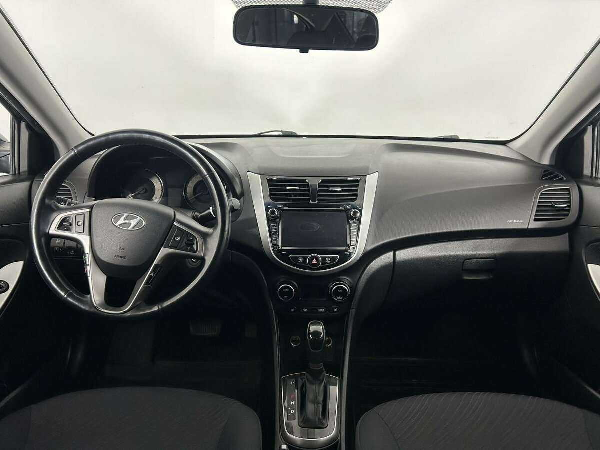 Купить Hyundai Solaris, 2015, 66 300 км.. Фото: #6