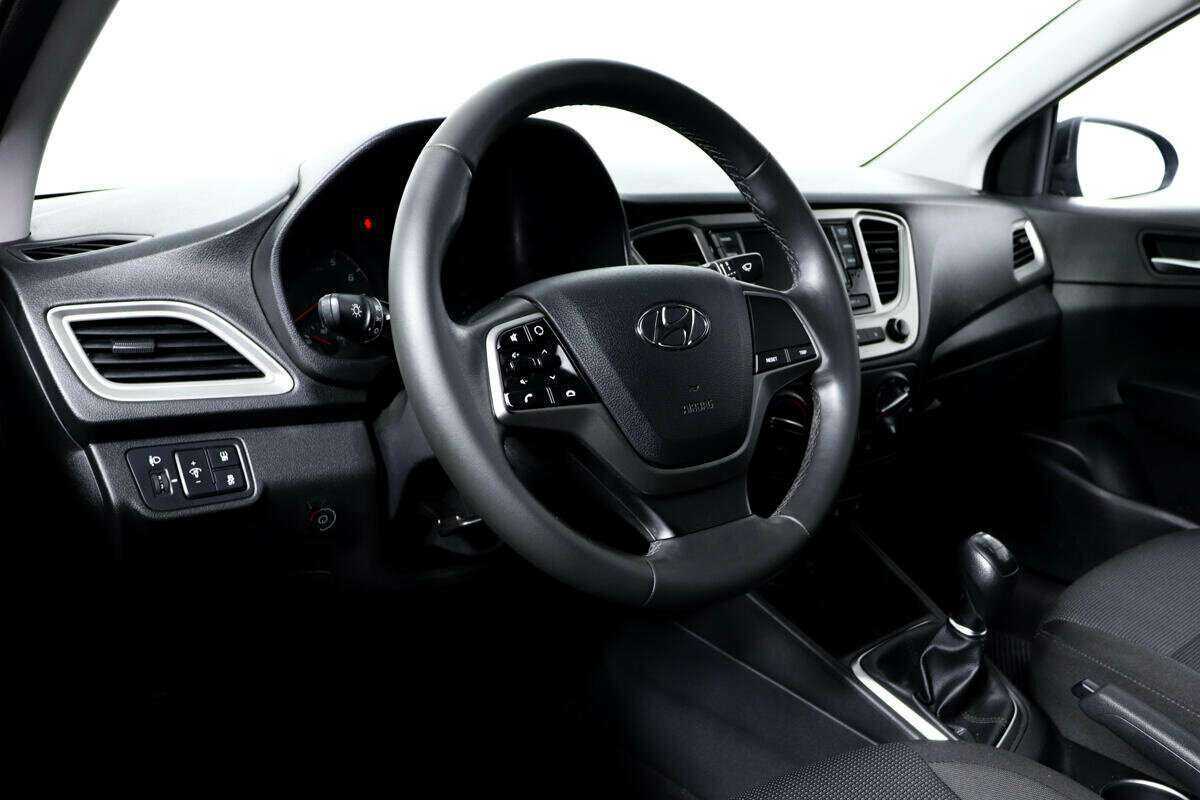 Купить Hyundai Solaris, 2021, 131 303 км.. Фото: #12