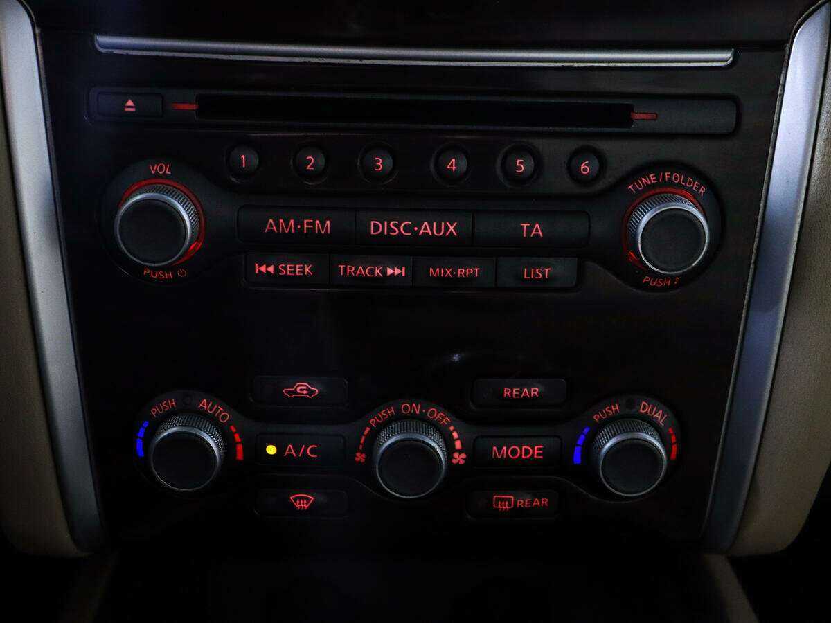 Купить Nissan Pathfinder, 2014, 128 218 км.. Фото: #16