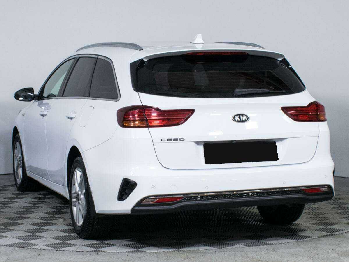 Купить Kia Ceed, 2020, 121 000 км.. Фото: #6