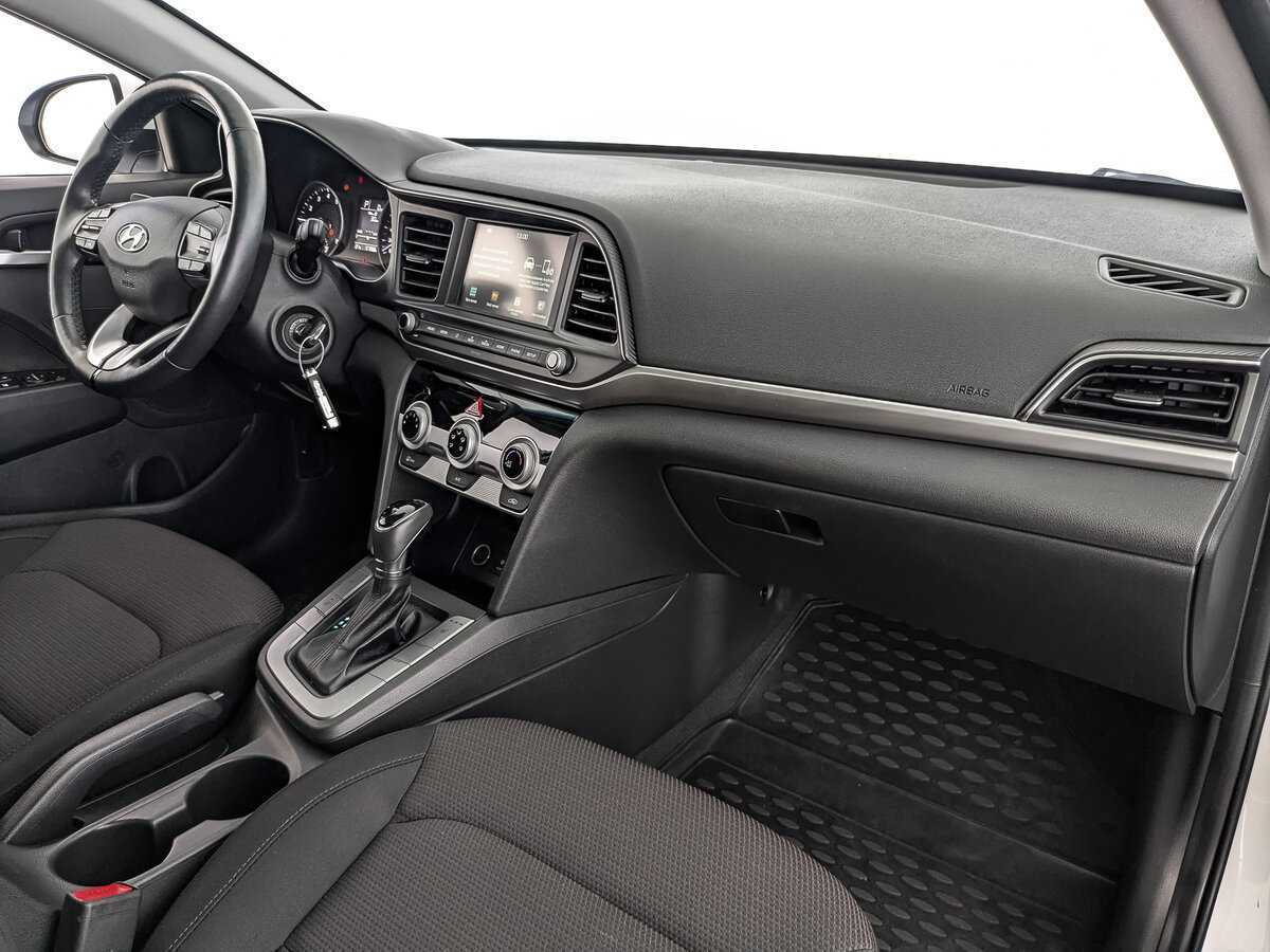 Купить Hyundai Elantra, 2019, 57 562 км.. Фото: #10