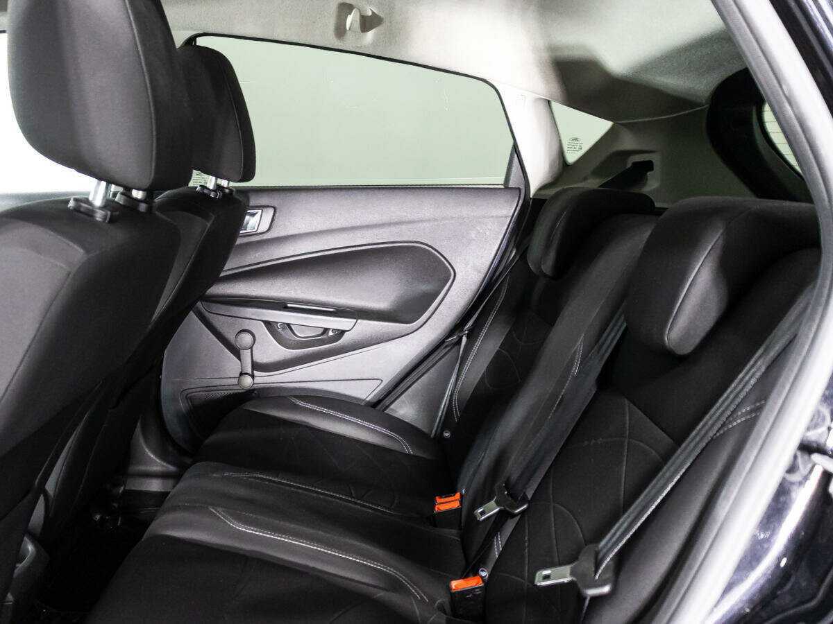 Купить Ford Fiesta, 2016, 90 699 км.. Фото: #9