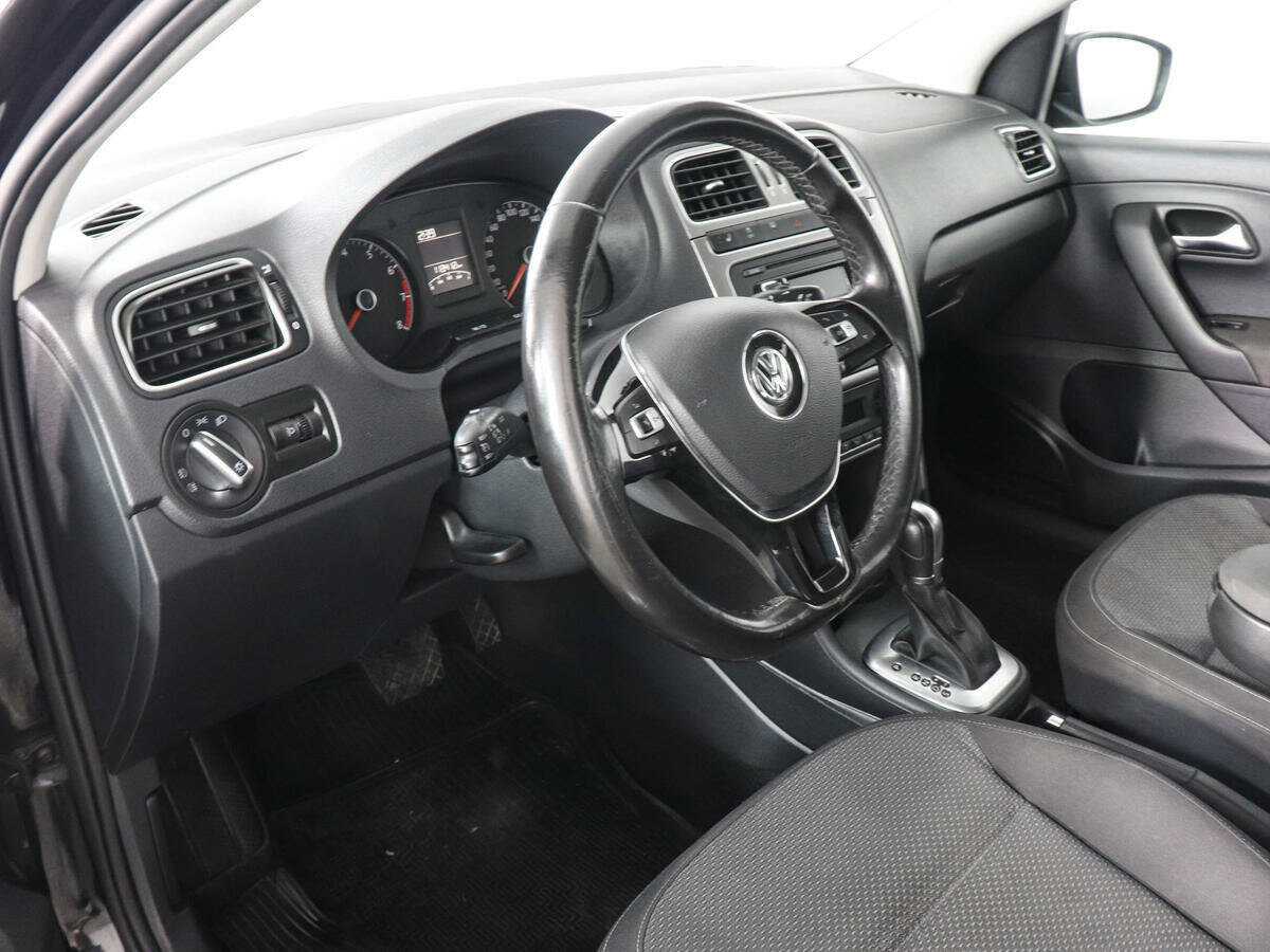 Купить Volkswagen Polo, 2017, 113 409 км.. Фото: #4