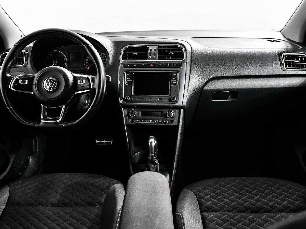 Купить Volkswagen Polo, 2018, 69 393 км.. Фото: #10