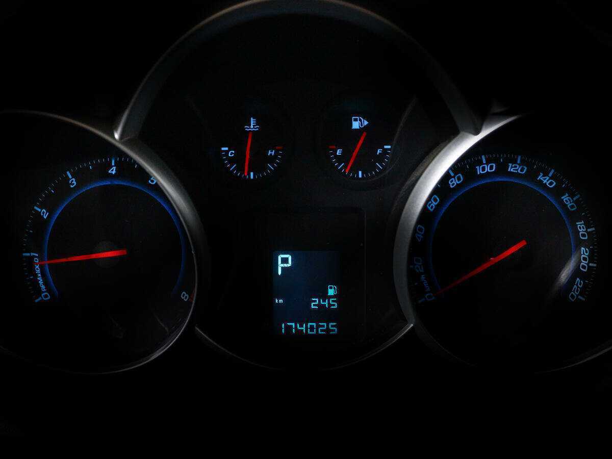 Купить Chevrolet Cruze, 2014, 174 024 км.. Фото: #8