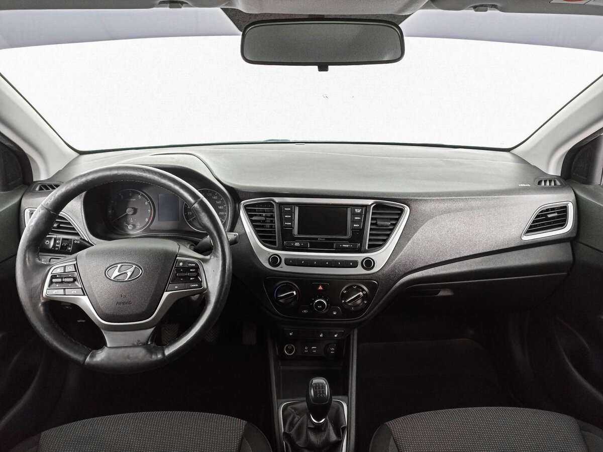 Купить Hyundai Solaris, 2018, 111 703 км.. Фото: #11